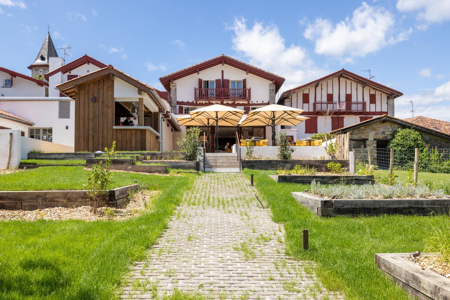 Hotel Restaurant & Spa La Maison Oppoca Ainhoa Ngoại thất bức ảnh