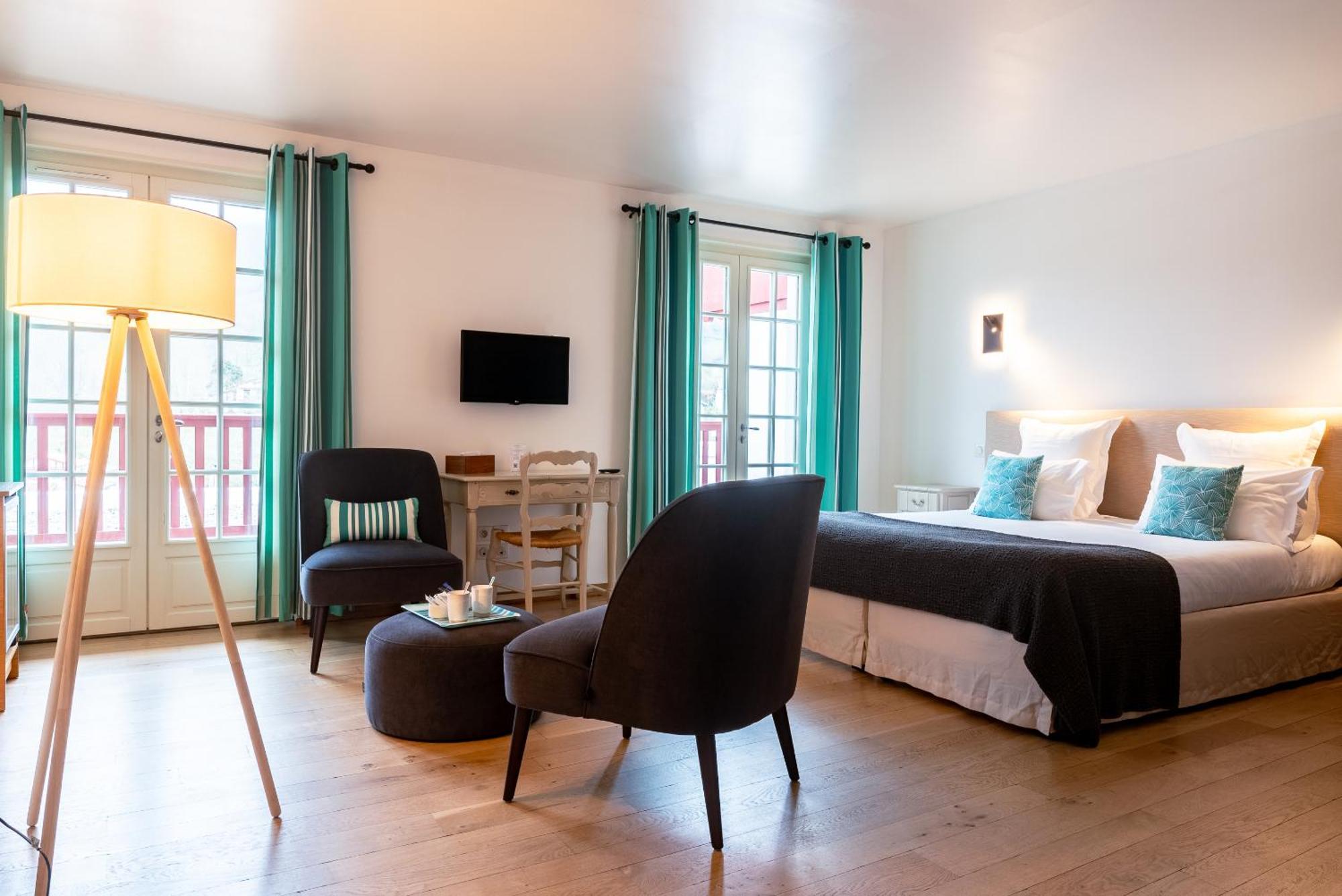 Hotel Restaurant & Spa La Maison Oppoca Ainhoa Phòng bức ảnh