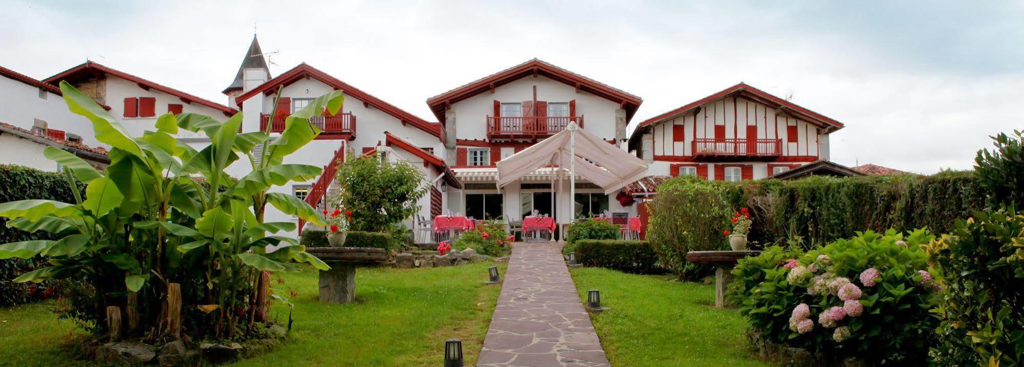 Hotel Restaurant & Spa La Maison Oppoca Ainhoa Ngoại thất bức ảnh